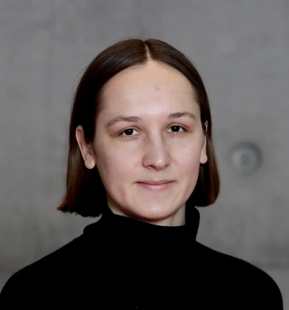 Dr. Licia Bobzien
